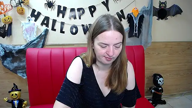 Snapshot of FreyaDak chatting on November 2, 2025, 6:07 am FreyaDak online show from November 2, 2025, 6:07 am