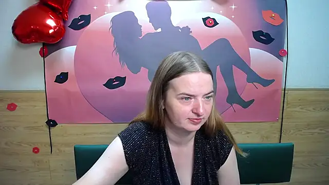 Snapshot of FreyaDak chatting on September 13, 2025, 5:07 am FreyaDak online show from September 13, 2025, 5:07 am