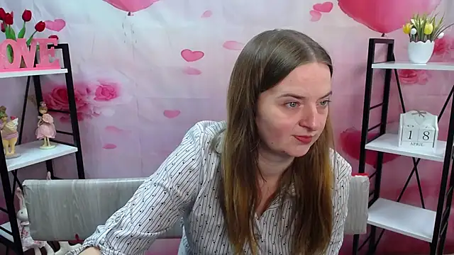 Snapshot of FreyaDak chatting on April 18, 2026, 5:04 pm FreyaDak online show from April 18, 2026, 5:04 pm