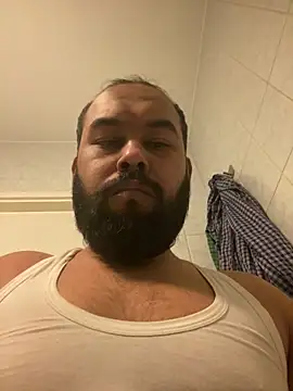 malout123J online show from March 15, 2026, 6:15 pm