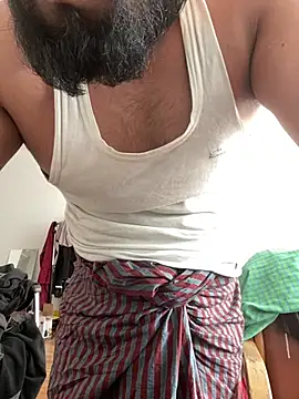 malout123J online show from April 12, 2026, 3:48 pm