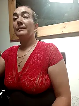 Snapshot of skayhot_ chatting on February 14, 2025, 2:44 pm skayhot online show from February 14, 2025, 2:44 pm