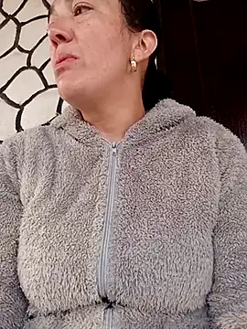 Snapshot of skayhot_ chatting on February 16, 2025, 11:49 am skayhot online show from February 16, 2025, 11:49 am