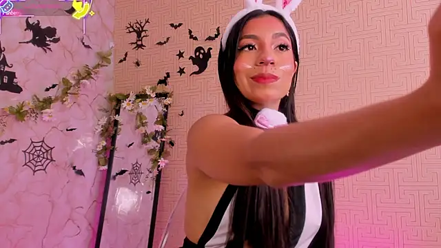 Mia Gothzx online show from October 31, 2025, 3:30 pm