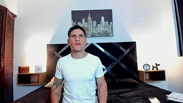 toyboys1 online show from April 25, 2026, 3:53 am