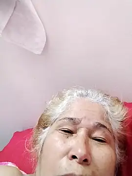 Snapshot of girl_amada chatting on March 2, 2026, 4:03 pm girl amada online show from March 2, 2026, 4:03 pm