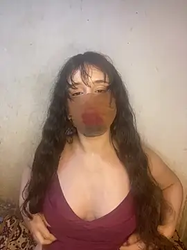 Snapshot of Chahrazad66 chatting on March 16, 2026, 2:41 am Chahrazad66 online show from March 16, 2026, 2:41 am