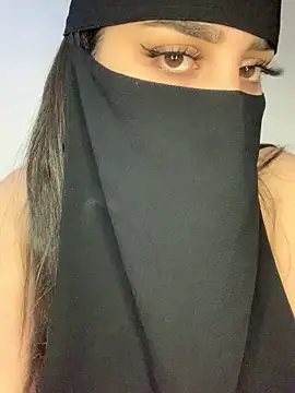 Snapshot of Miss-Soka chatting on April 16, 2026, 12:11 am Miss-Soka online show from April 16, 2026, 12:11 am