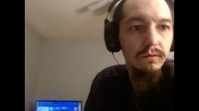 Snapshot of VanceFontaine chatting on November 10, 2025, 12:10 pm VanceFontaine online show from November 10, 2025, 12:10 pm