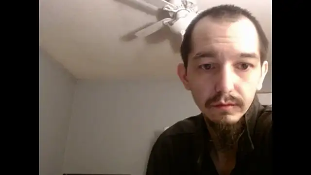 Snapshot of VanceFontaine chatting on November 18, 2025, 1:54 am VanceFontaine online show from November 18, 2025, 1:54 am