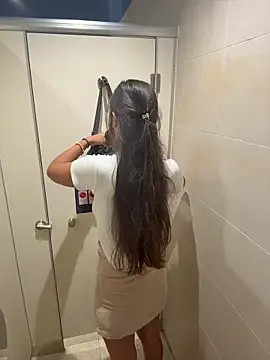 lean lie8 online show from April 10, 2026, 1:45 am