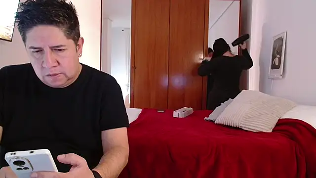 Snapshot of THIAGOEVA chatting on February 6, 2026, 8:43 am THIAGOEVA online show from February 6, 2026, 8:43 am