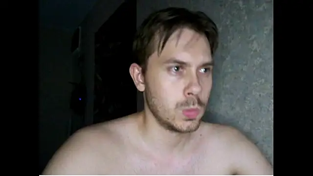 Snapshot of mike_peach chatting on November 6, 2025, 11:31 pm mike peach online show from November 6, 2025, 11:31 pm