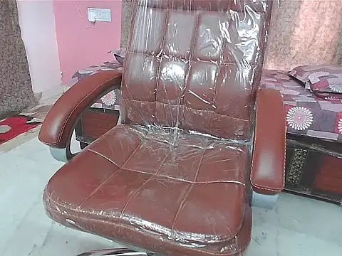 Snapshot of sunitha-3 chatting on December 5, 2025, 5:28 am sunitha-3 online show from December 5, 2025, 5:28 am