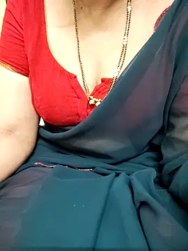 Snapshot of sunitha-3 chatting on March 16, 2025, 5:58 am sunitha-3 online show from March 16, 2025, 5:58 am