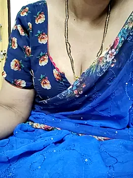 Snapshot of sunitha-3 chatting on March 14, 2025, 5:27 am sunitha-3 online show from March 14, 2025, 5:27 am