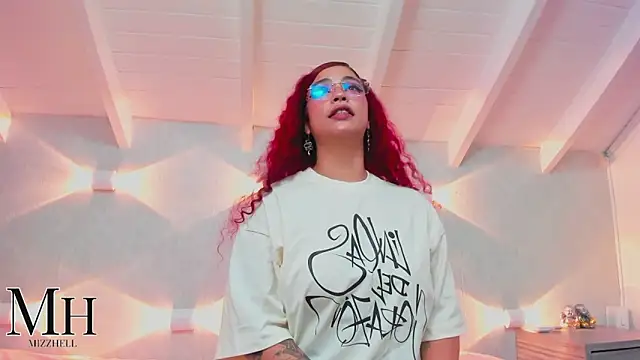 MizzHell online show from February 21, 2026, 4:03 am