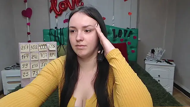 IsabelBlackberry online show from March 14, 2025, 9:14 am