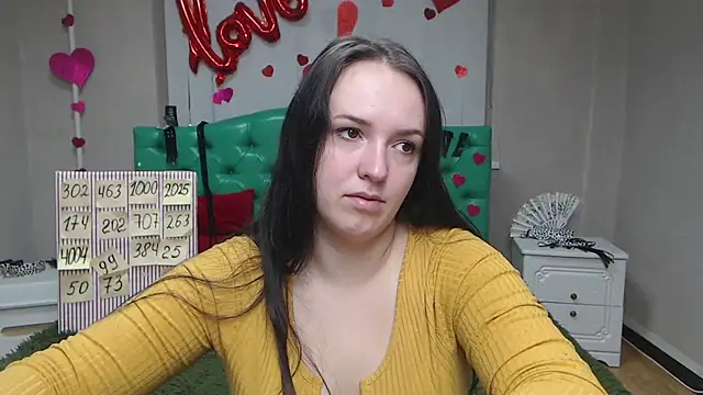 IsabelBlackberry online show from September 15, 2025, 5:08 am