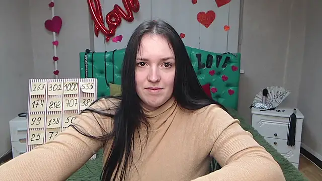 IsabelBlackberry online show from February 16, 2025, 3:27 pm