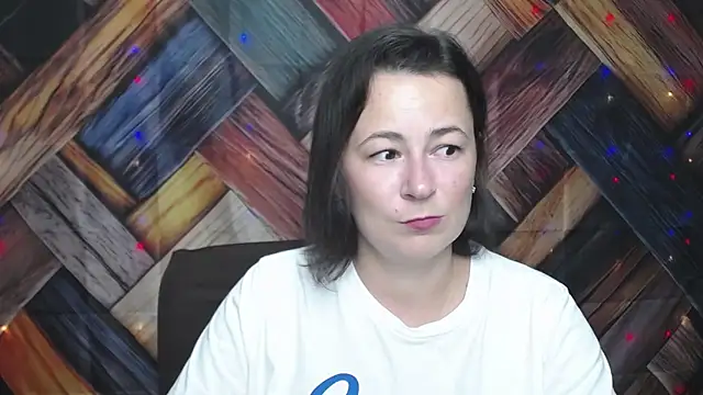 Snapshot of MarieSho chatting on September 17, 2025, 5:04 pm MarieSho online show from September 17, 2025, 5:04 pm