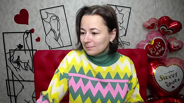 Snapshot of MarieSho chatting on February 24, 2025, 7:11 am MarieSho online show from February 24, 2025, 7:11 am