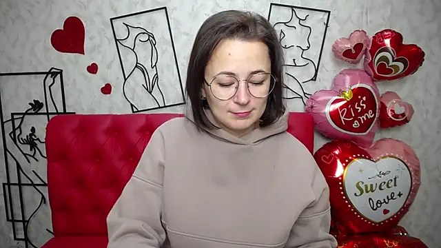 Snapshot of MarieSho chatting on February 12, 2025, 6:09 pm MarieSho online show from February 12, 2025, 6:09 pm