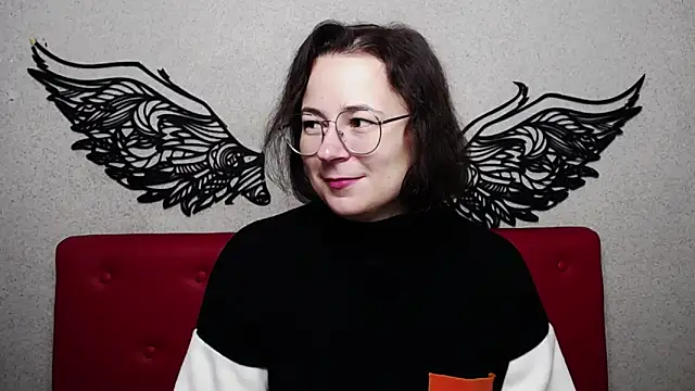 Snapshot of MarieSho chatting on February 5, 2025, 6:04 pm MarieSho online show from February 5, 2025, 6:04 pm