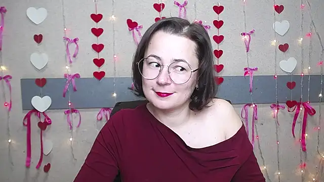 Snapshot of MarieSho chatting on February 5, 2025, 12:31 am MarieSho online show from February 5, 2025, 12:31 am