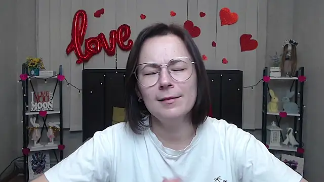 Snapshot of MarieSho chatting on March 14, 2025, 6:07 pm MarieSho online show from March 14, 2025, 6:07 pm