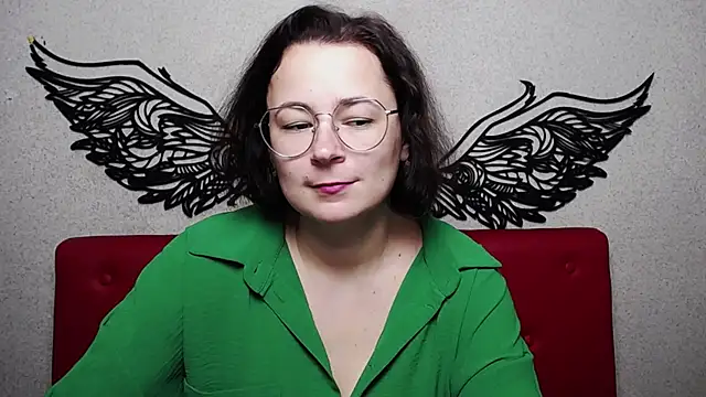 Snapshot of MarieSho chatting on February 6, 2025, 12:11 am MarieSho online show from February 6, 2025, 12:11 am