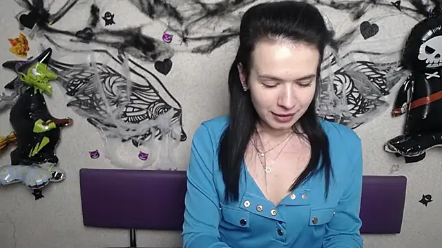 Snapshot of JasmineKouch chatting on November 14, 2025, 12:31 pm JasmineKouch online show from November 14, 2025, 12:31 pm