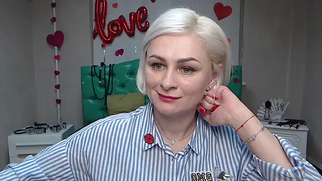 OliviaHorst online show from March 21, 2025, 9:34 am