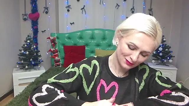 Snapshot of OliviaHorst chatting on December 17, 2025, 6:18 am OliviaHorst online show from December 17, 2025, 6:18 am