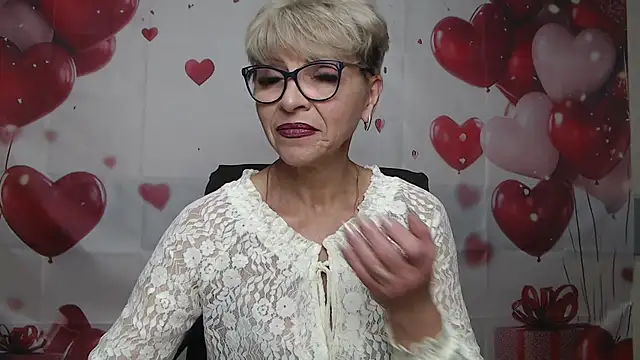 Snapshot of EllaBonito chatting on April 30, 2026, 5:36 am EllaBonito online show from April 30, 2026, 5:36 am