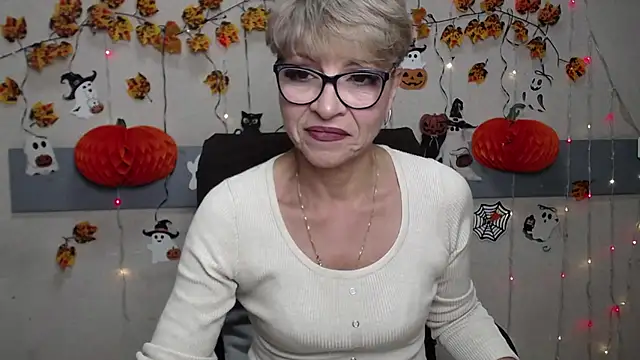 EllaBonito online show from October 29, 2025, 6:34 am