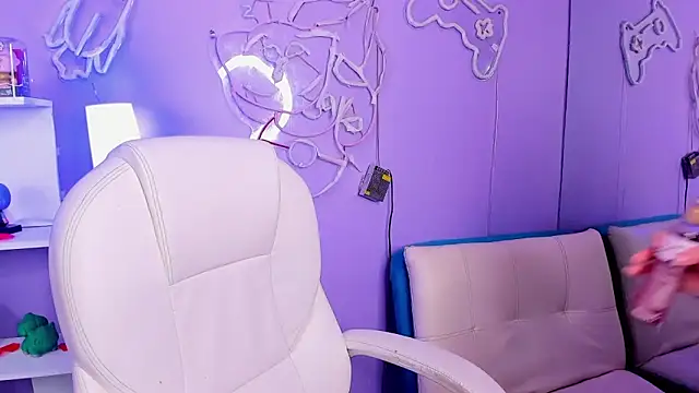 Camiila Osorio online show from February 3, 2026, 7:30 pm