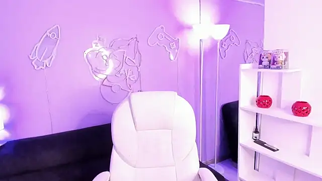 Camiila Osorio online show from March 6, 2026, 8:26 pm