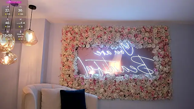 ValeriaVelvet online show from October 10, 2025, 12:06 pm