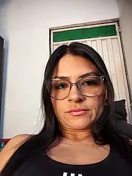 Linda Lars online show from November 12, 2025, 2:48 am