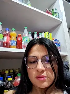 Linda Lars online show from February 18, 2026, 2:42 am