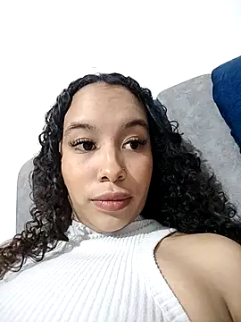 MarieLeon online show from March 16, 2025, 10:09 pm