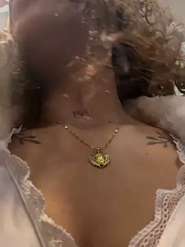 MarieLeon online show from March 21, 2025, 9:34 pm