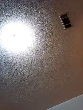 coolbrease10 online show from December 5, 2025, 5:11 pm