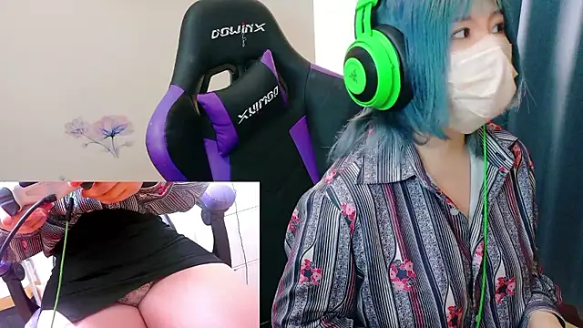 Snapshot of hazuki_8008 chatting on December 3, 2025, 3:29 am hazuki 8008 online show from December 3, 2025, 3:29 am