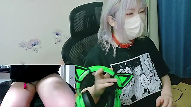 Snapshot of hazuki_8008 chatting on April 11, 2026, 10:52 am hazuki 8008 online show from April 11, 2026, 10:52 am