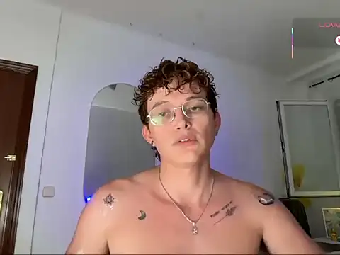 Snapshot of ccamilo-andress chatting on June 6, 2026, 7:52 pm ccamilo-andress online show from June 6, 2026, 7:52 pm