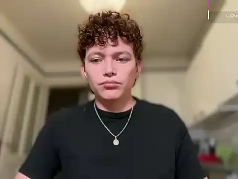 ccamilo-andress online show from February 15, 2026, 5:23 pm