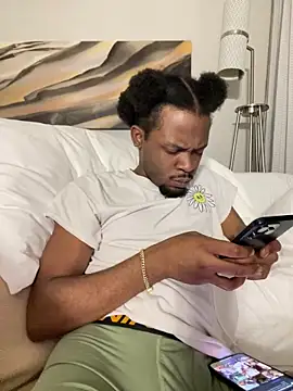 MobyDxck online show from January 4, 2025, 3:18 am