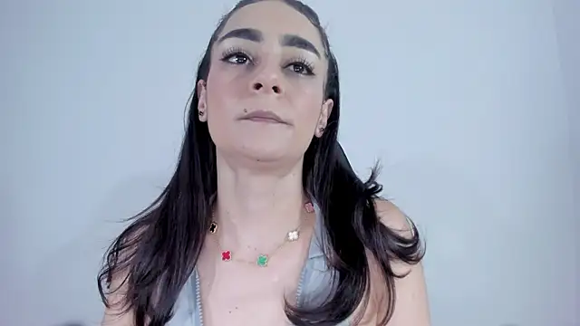 Snapshot of serafelle chatting on March 6, 2026, 11:00 pm serafelle online show from March 6, 2026, 11:00 pm